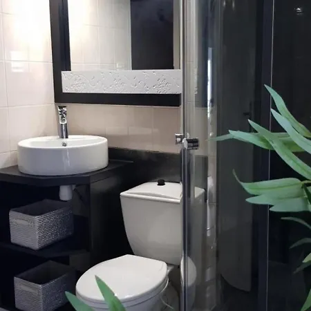Maison Rénovée à La Ferme Avec Jardin Privé, Wi-fi, Pêche, Balançoire, Trampoline - - Fr-1-426-103