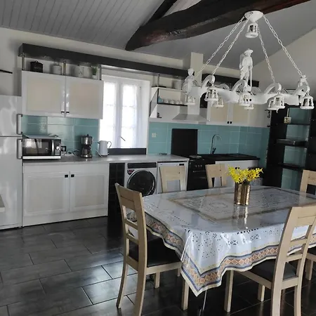 Maison Rénovée à La Ferme Avec Jardin Privé, Wi-fi, Pêche, Balançoire, Trampoline - - Fr-1-426-103 Brem-Sur-Mer