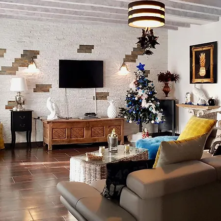 Maison Rénovée à La Ferme Avec Jardin Privé, Wi-fi, Pêche, Balançoire, Trampoline - - Fr-1-426-103