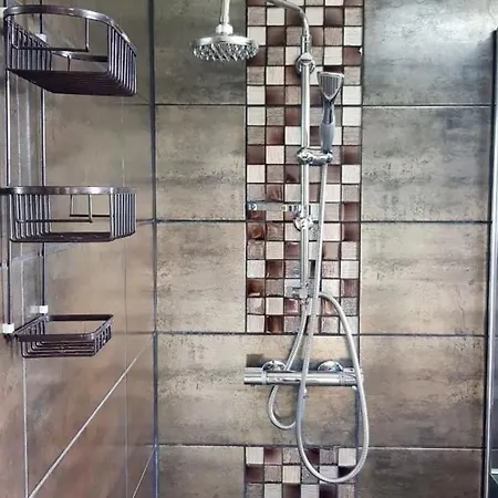 Maison Renovee A La Ferme Avec Jardin Prive, Wi-fi, Peche, Balancoire, Trampoline - - Fr-1-426-103